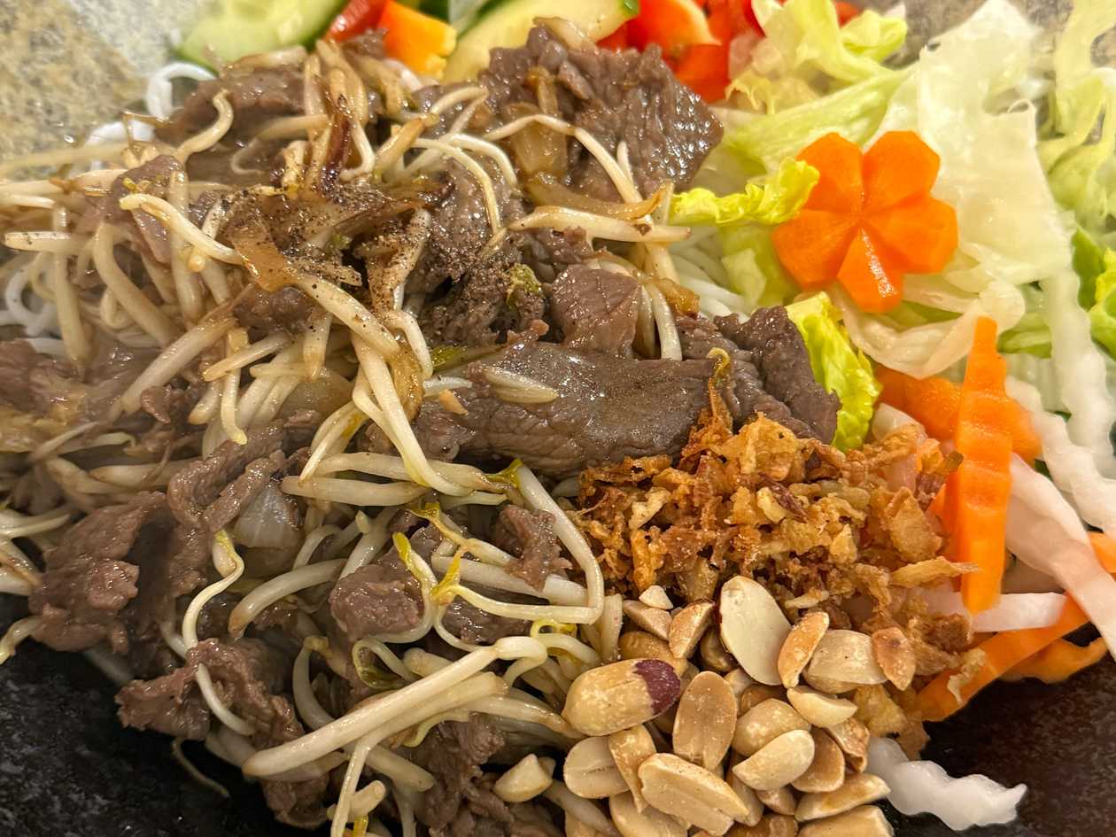 37. Bún Bò Nam Bộ