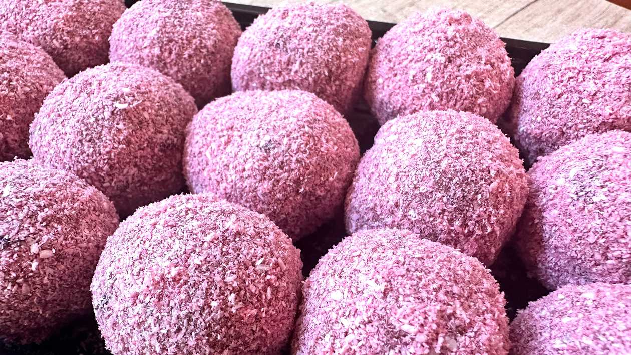 Trufă migdale și curmale – raw