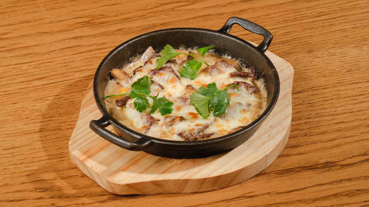 Beef fillet with cream