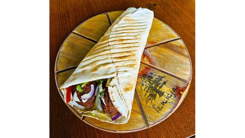 44- PITA FALAFAL [standard]