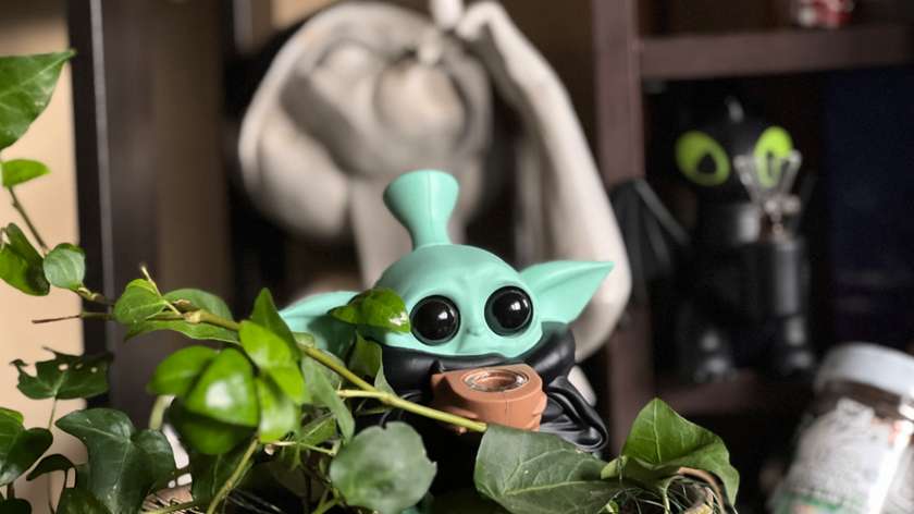 Bongo silikonowe Yoda siedzący CZARNY (LIMITOWANA EDYCJA)