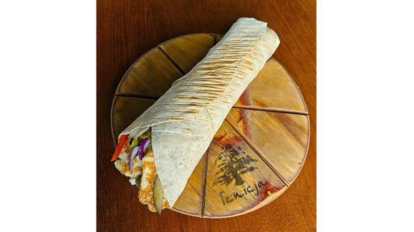 52- TORTILLA HALLOUMI [standard]