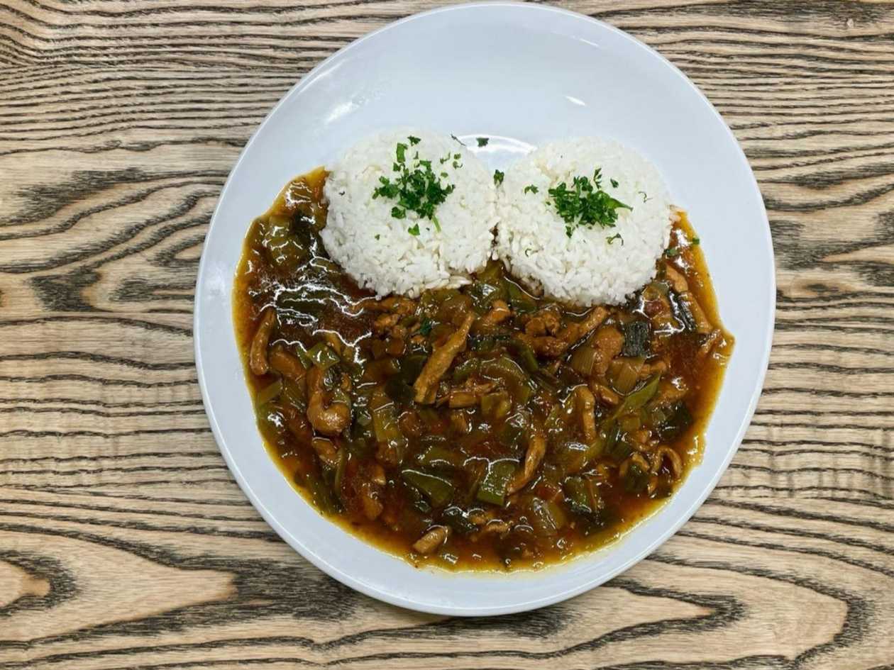 Kuřecí nudličky po čínsku