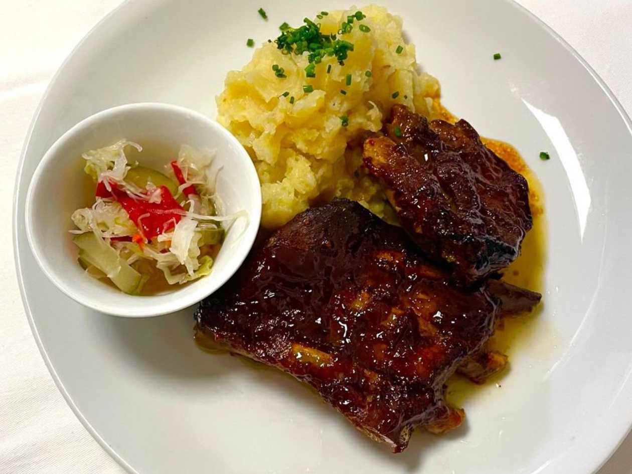 Pikantní vepřová žebra BBQ