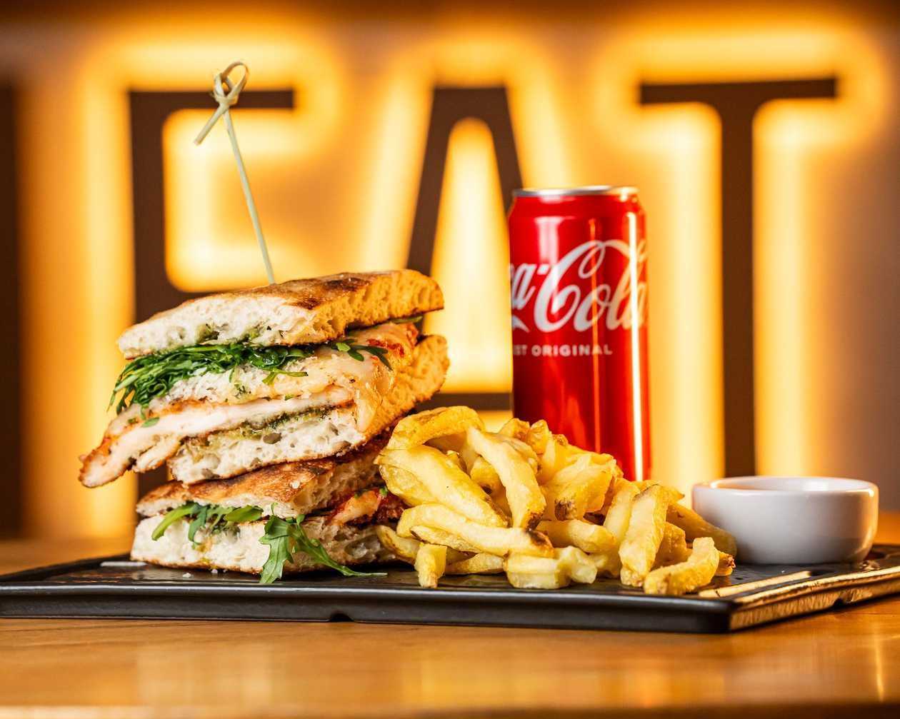 Meniu Sandwich Pollo Parmigiana