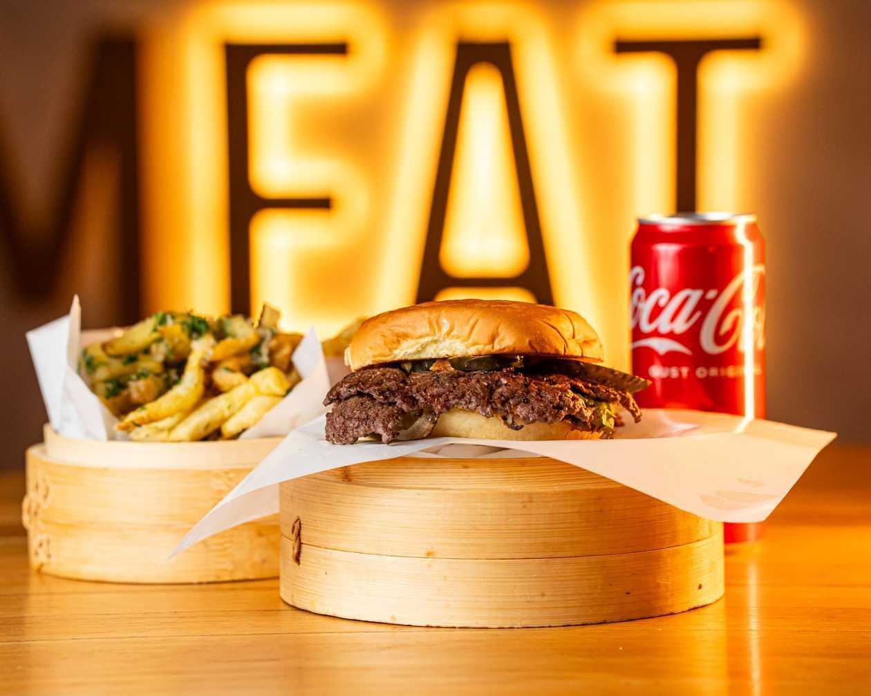 Meniu Dublu Smash Burger