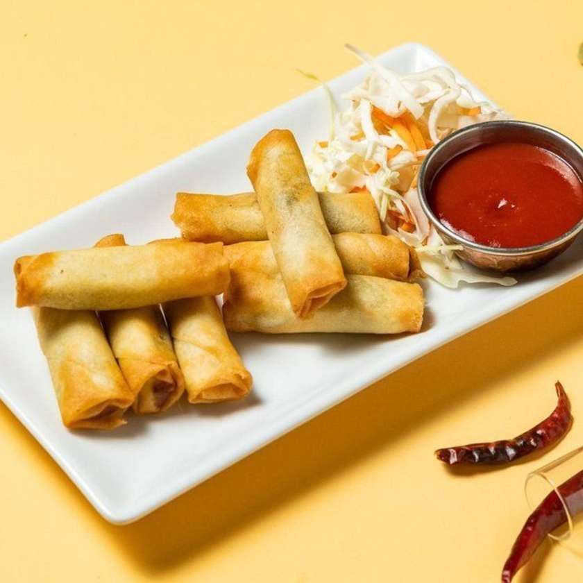 Spring Rolls (8 Pcs)
