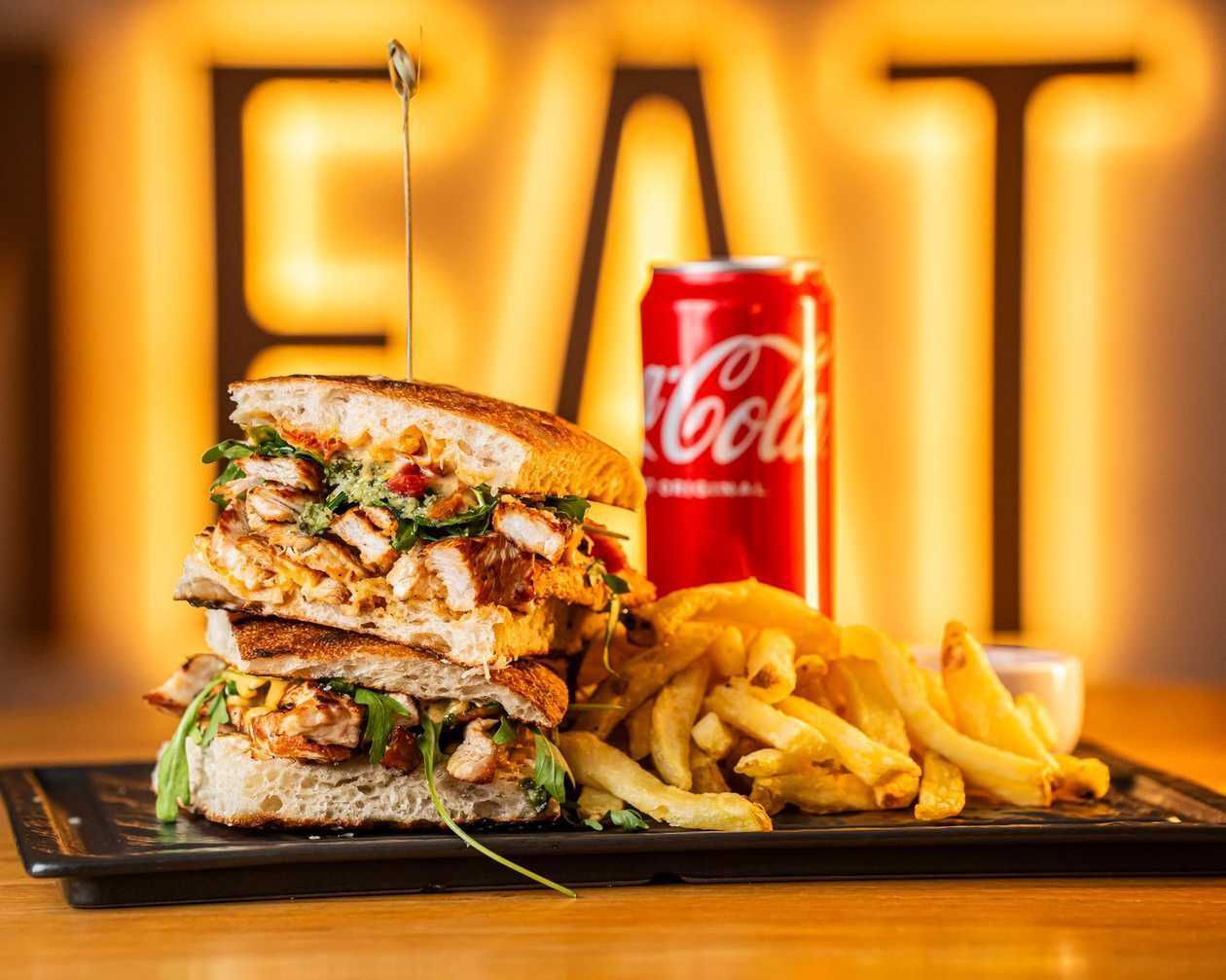 Meniu Sandwich cu Curcan