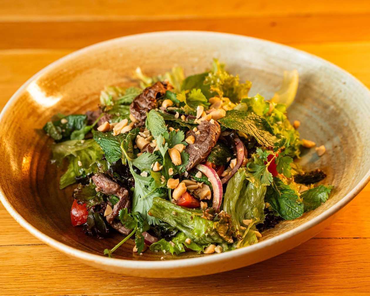 Salată de vită Thai