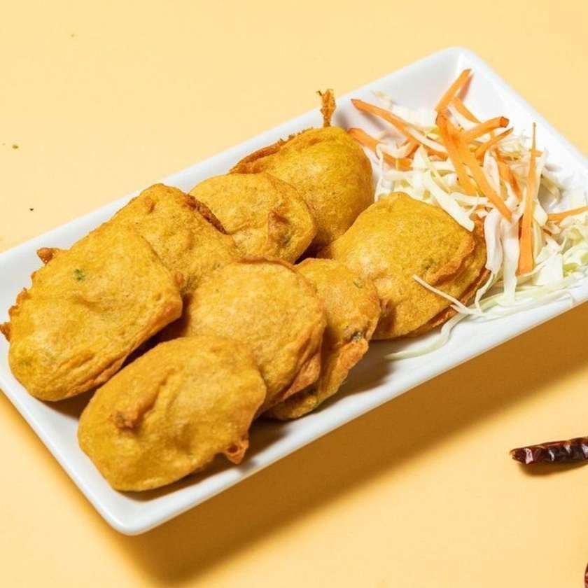 Potato Pakora (8 Pcs)