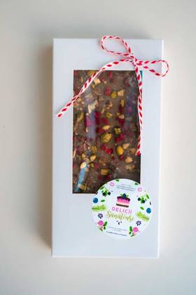 Tableta de ciocolata cu fistic 96 g