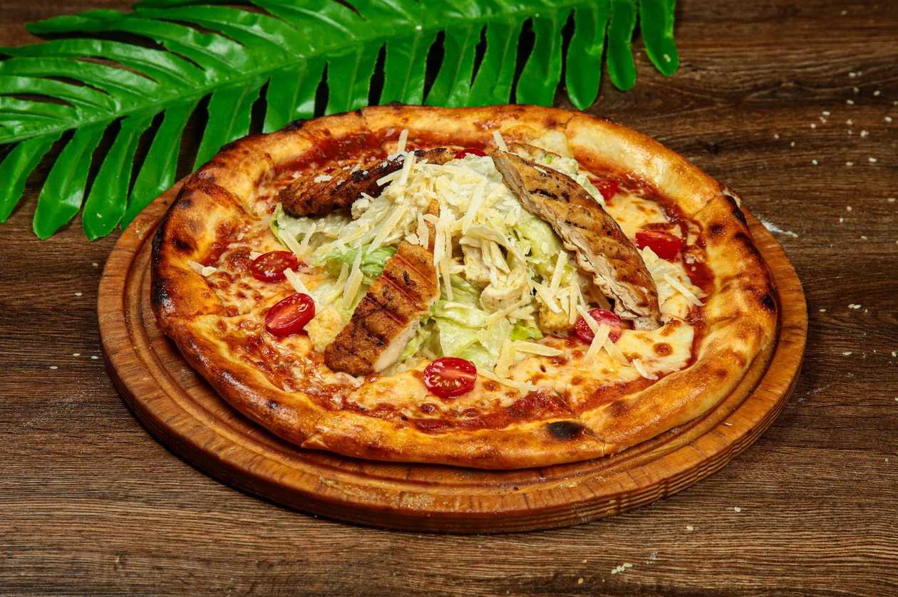 Caesar Pizza