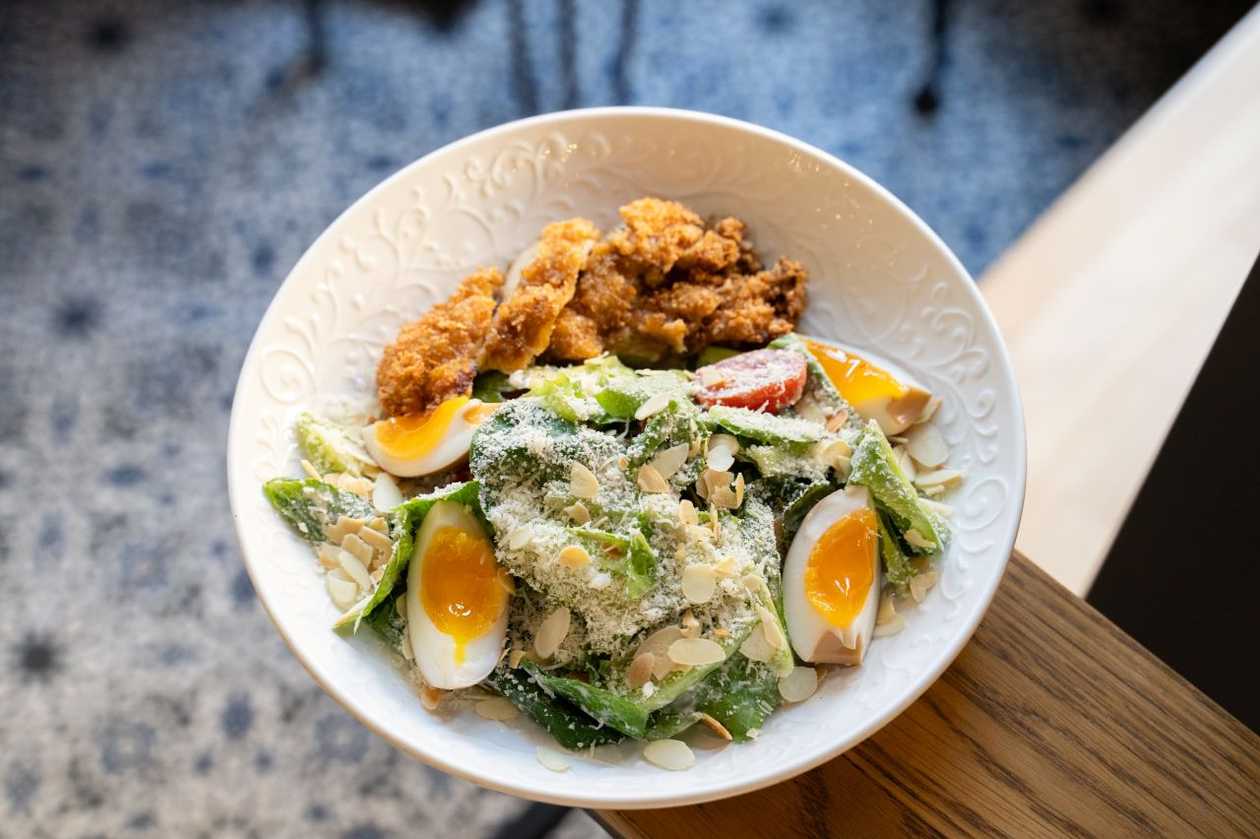 Caesar Salad with Crispy Chicken