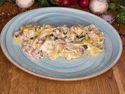 Pappardelle cremosso con mortadella