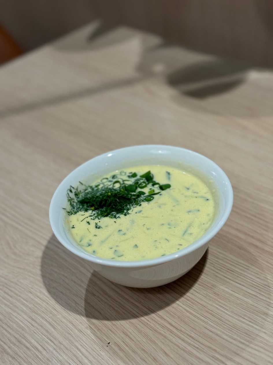 Zaļā karija zupa ar tofu