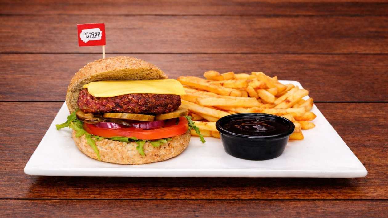 Beyond™ Fridays™ Singature Glaze Burger (Fasting)