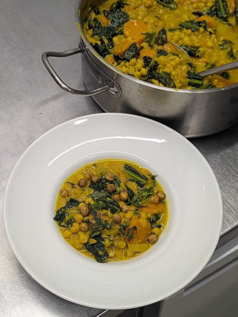Chickpea and Kale Stew
