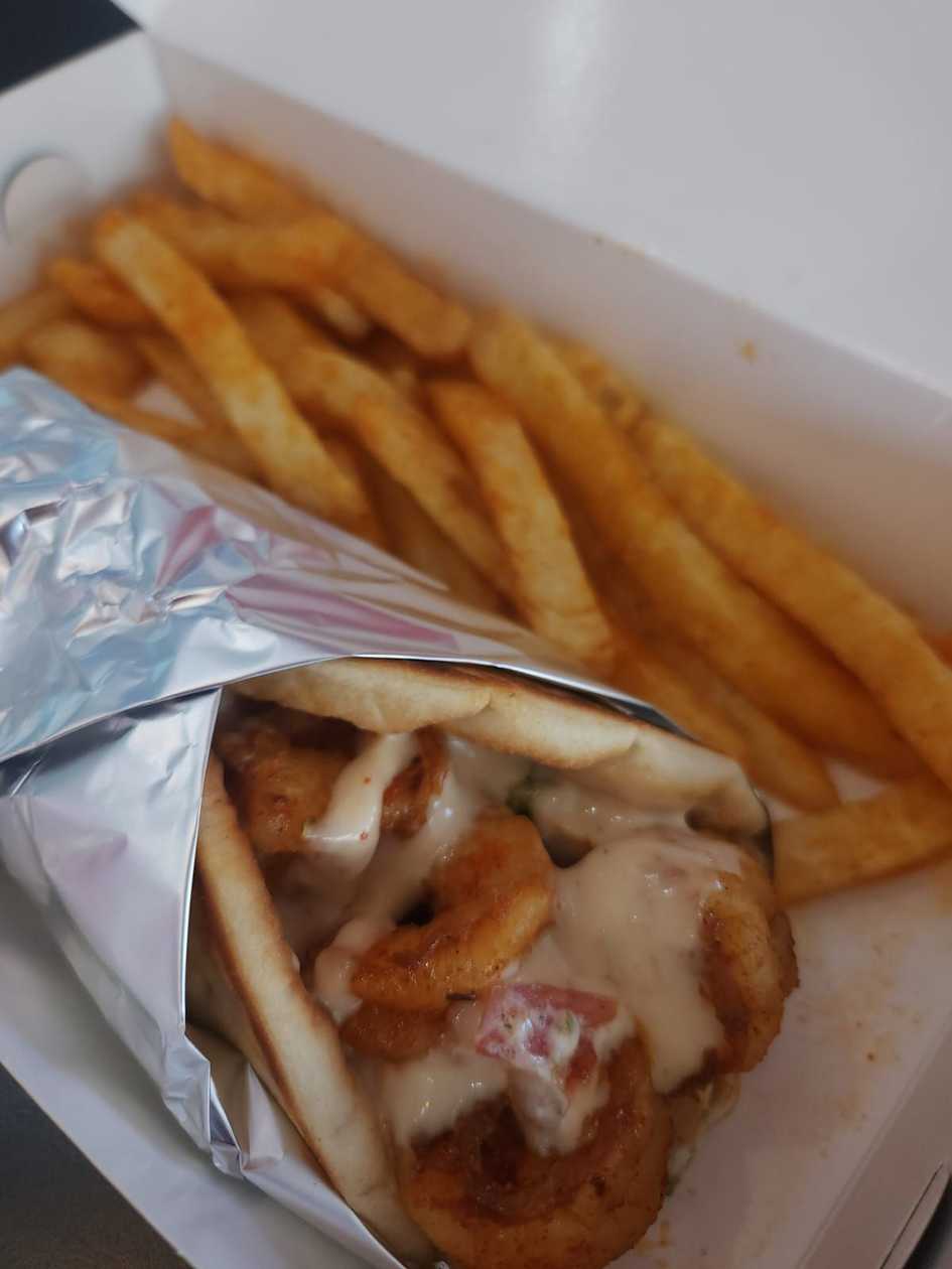 NISTISIMO - PRAWN GYRO & CHIPS