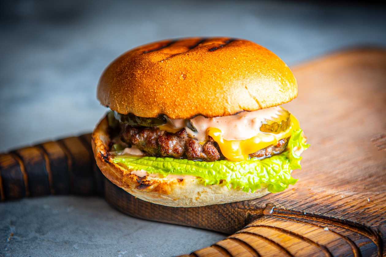 “The Grill” XL Beef Burger