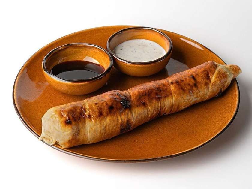 Сулугуні в тісті (300/40 г)