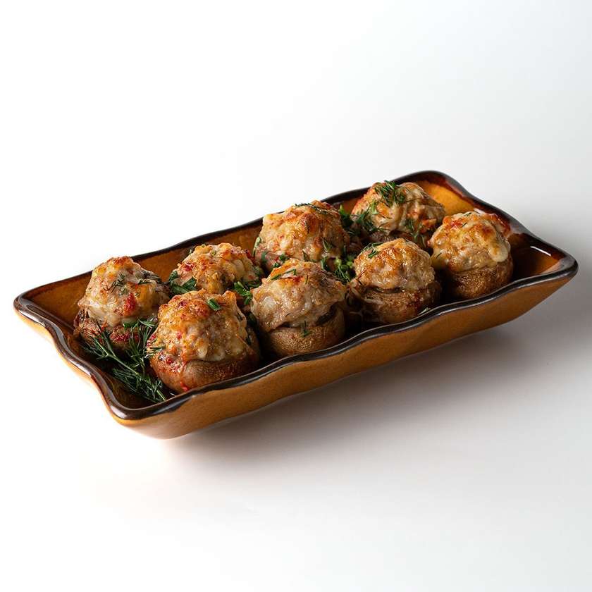 Печериці з куркою та сулугуні (300 г)