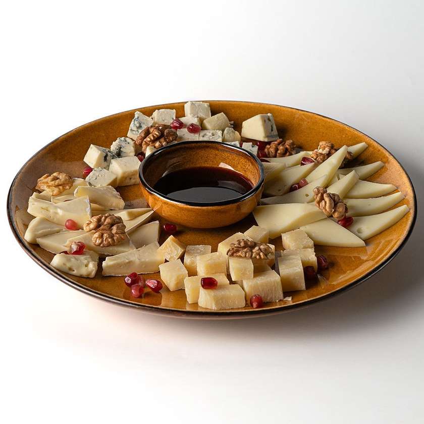 Асорті сирів (240/40г)