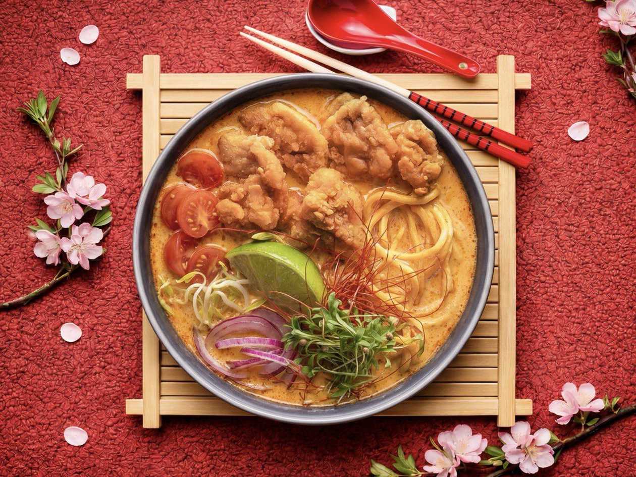 Карі лакса з куркою