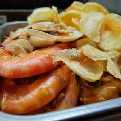 Bacalhau com Molho de Marisco