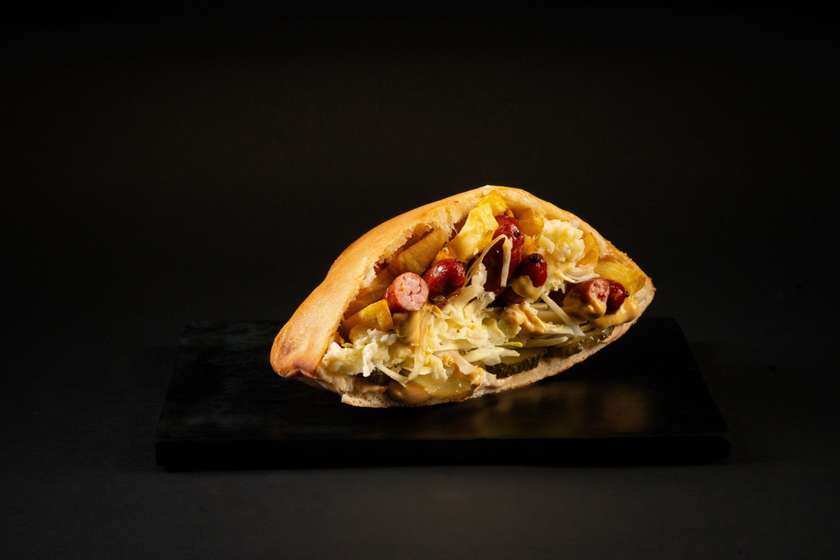 Sandwich Cârnăciori