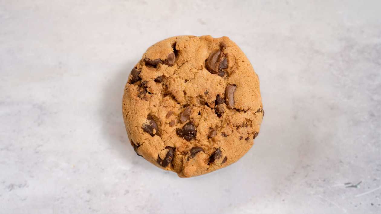 Chocolate Chip Cookie