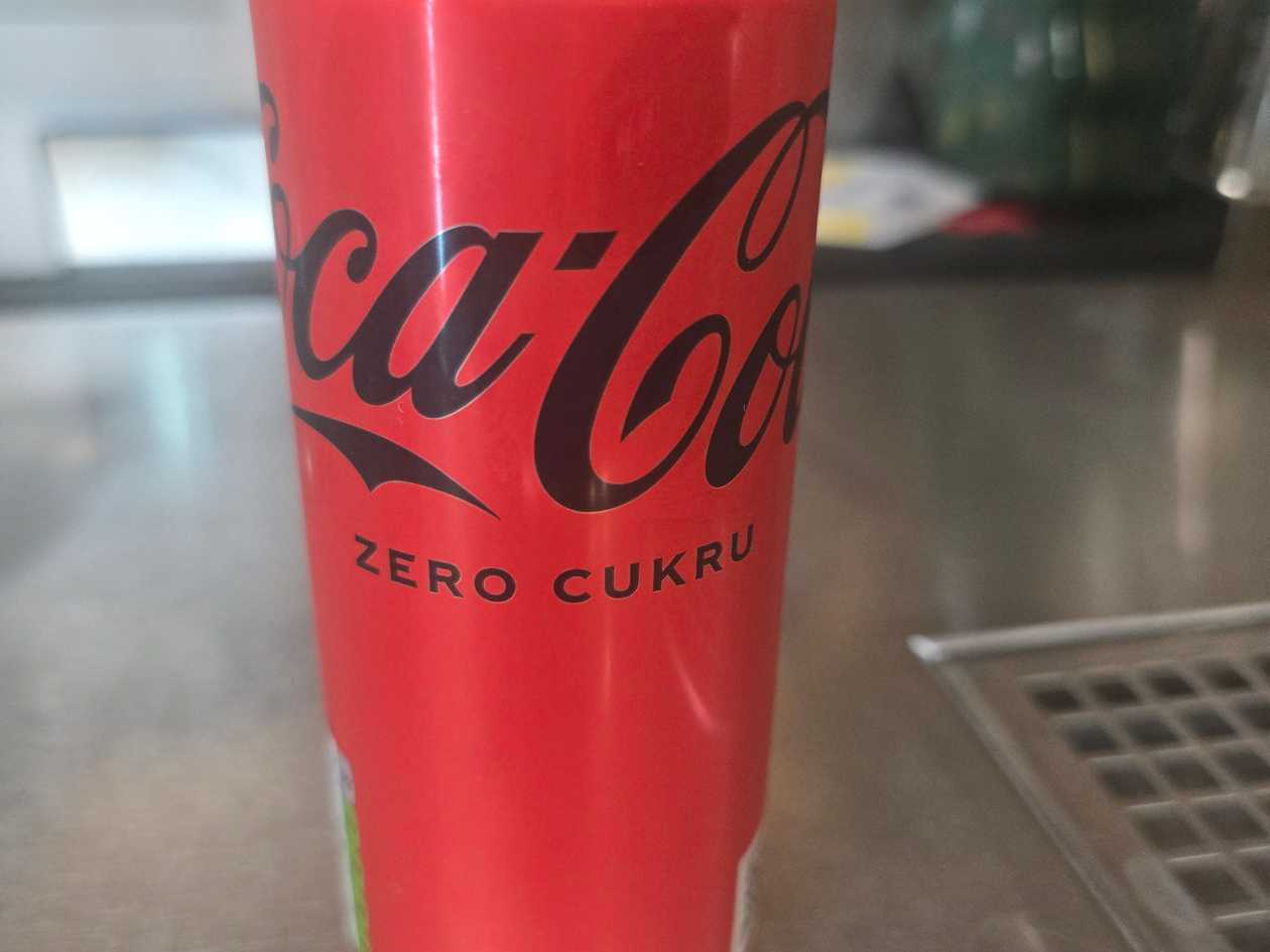 Coca-cola ZERO cukru 330ml plech