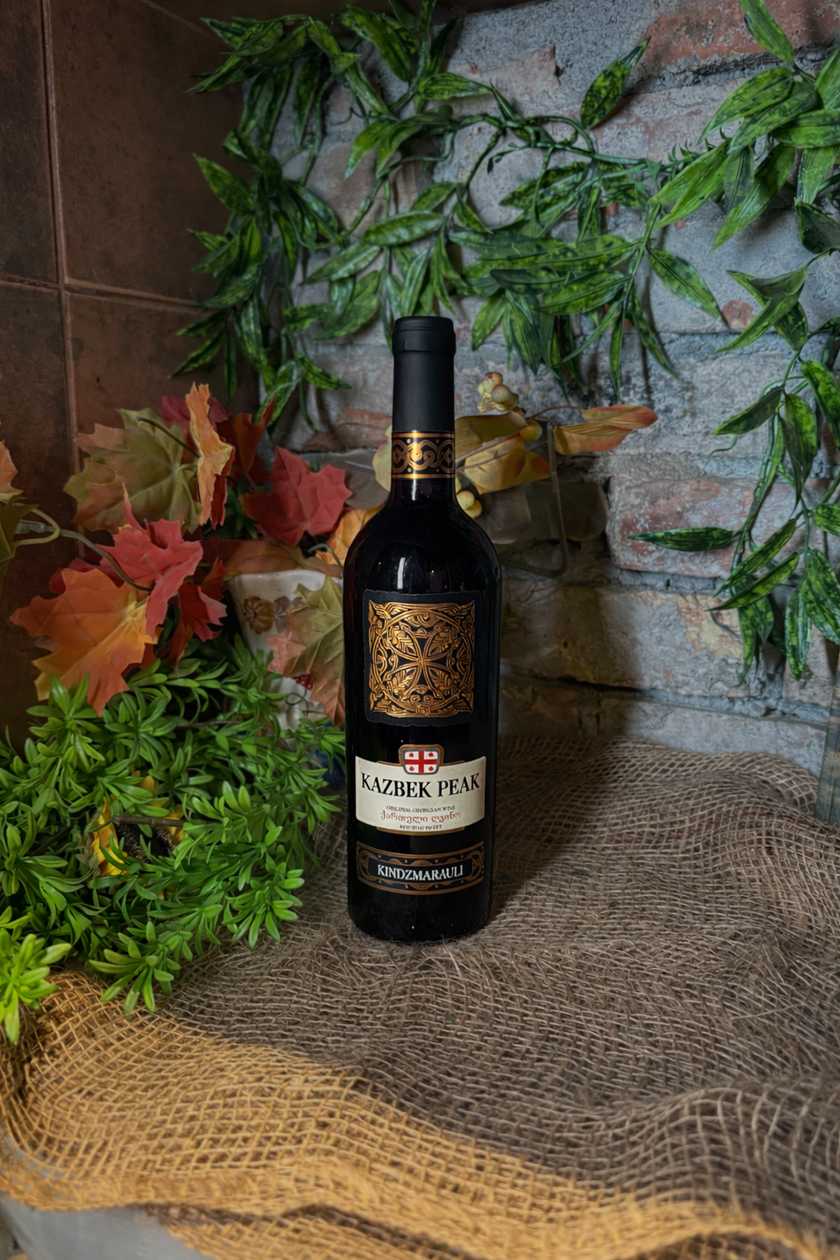 Kazbek Peak Kindzmarauli pólslodkie