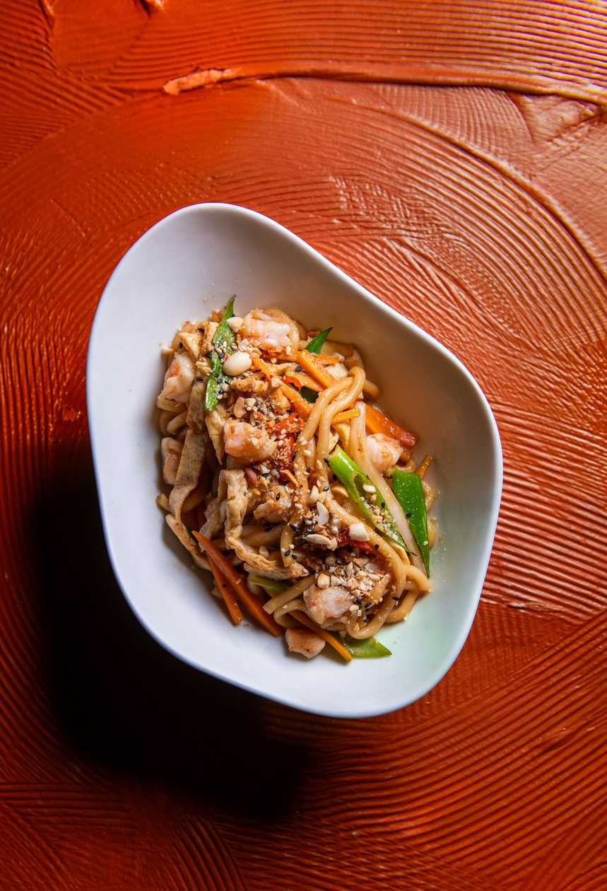 Yakiudon with shrimp