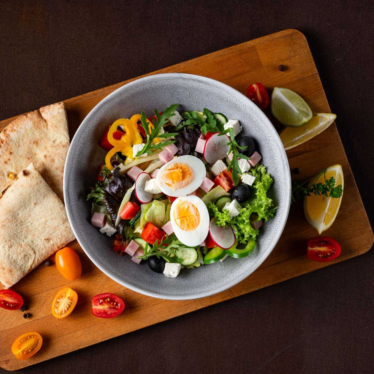 Salată Bulgărească