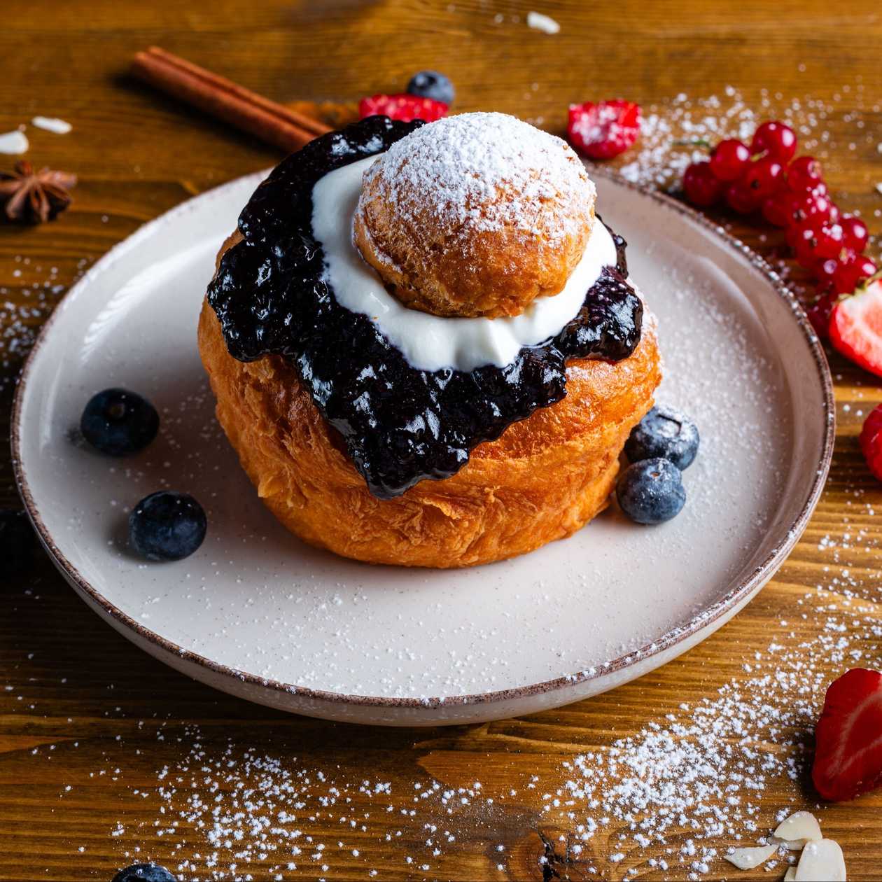 Papanași cu Dulceață de Afine