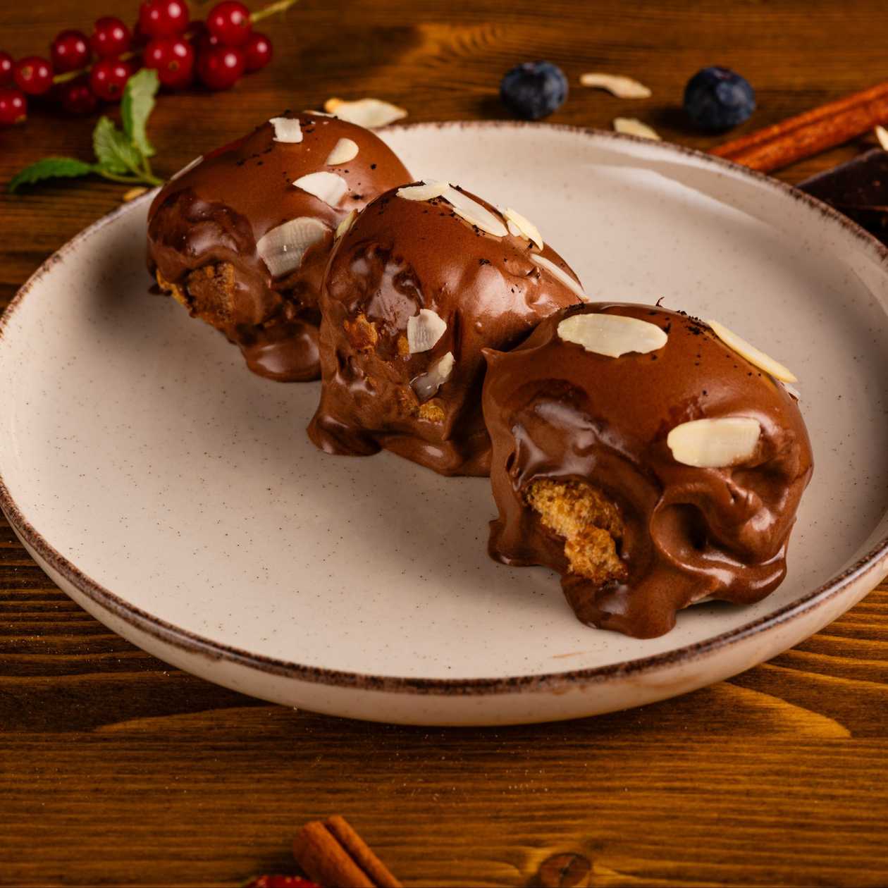 Profiterol cu Înghețată Scuro