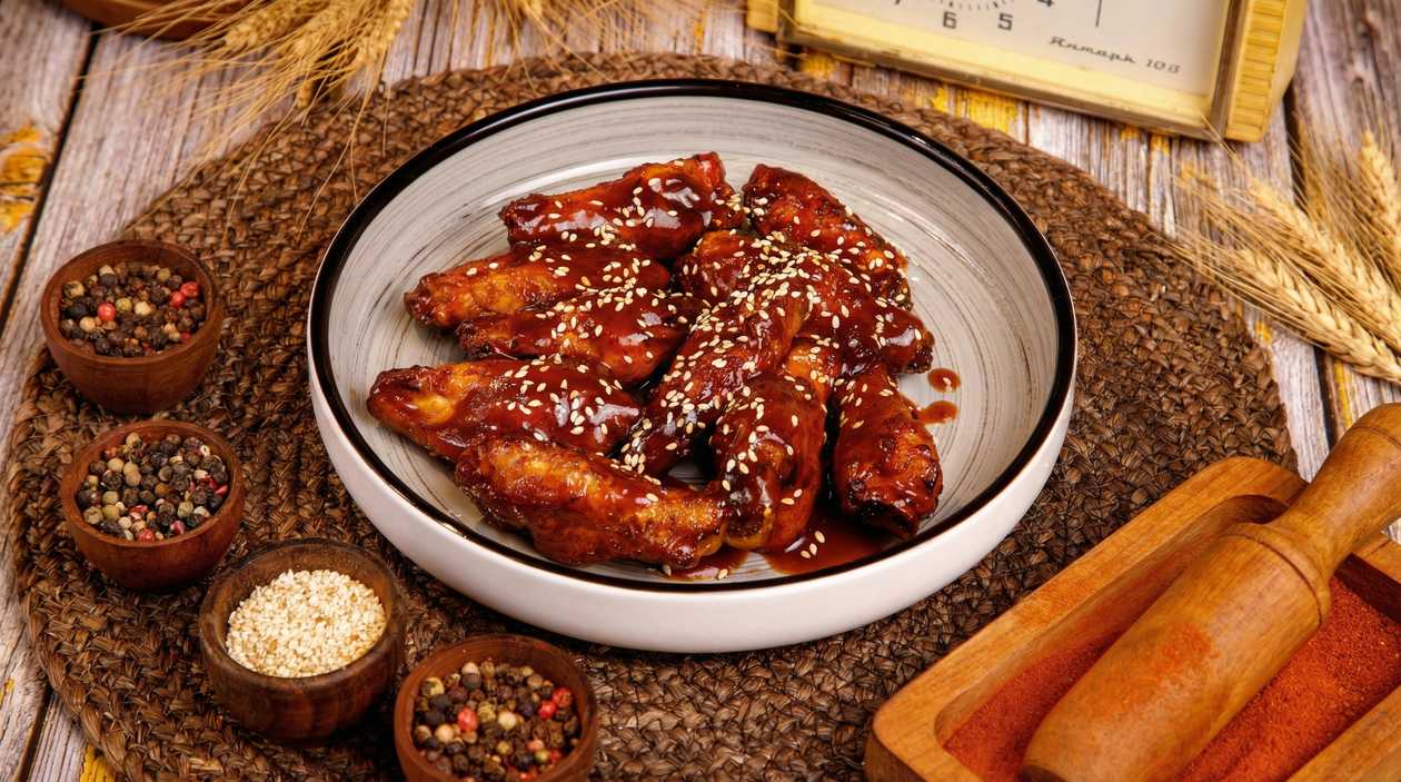 Chicken Wings with Barbecue Sauce