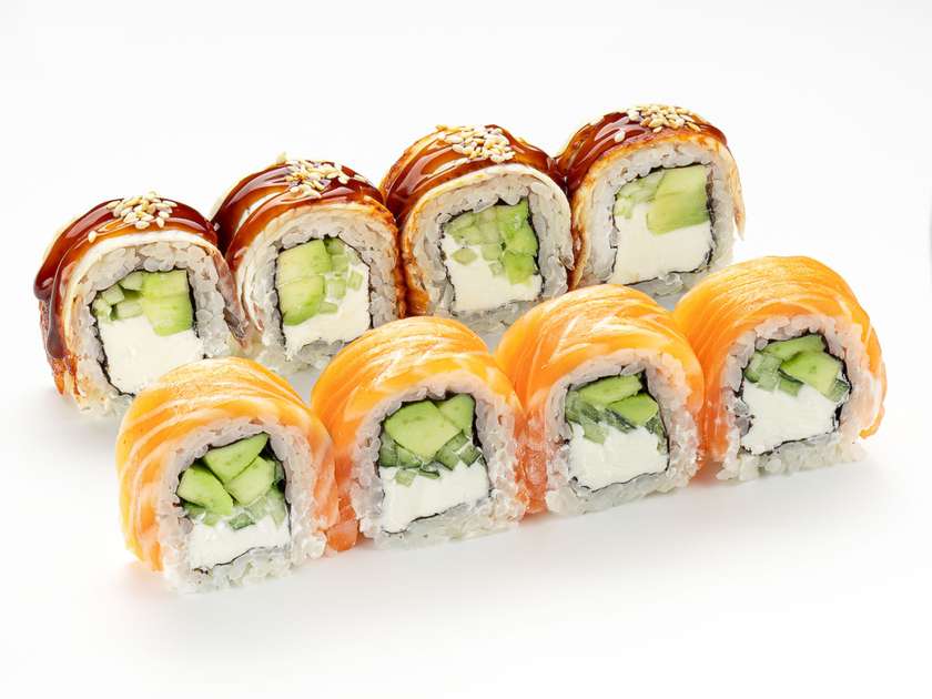 Філадельфія з лососем та вугрем