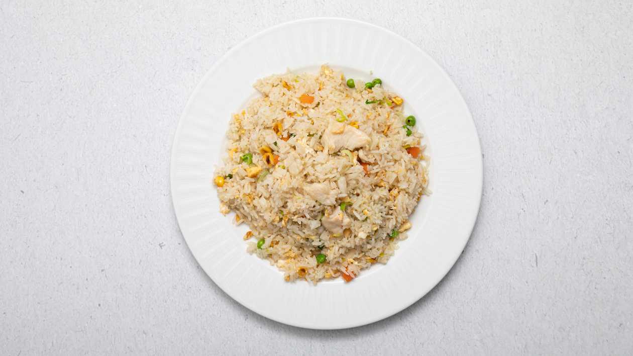 M51. Fried rice with chicken