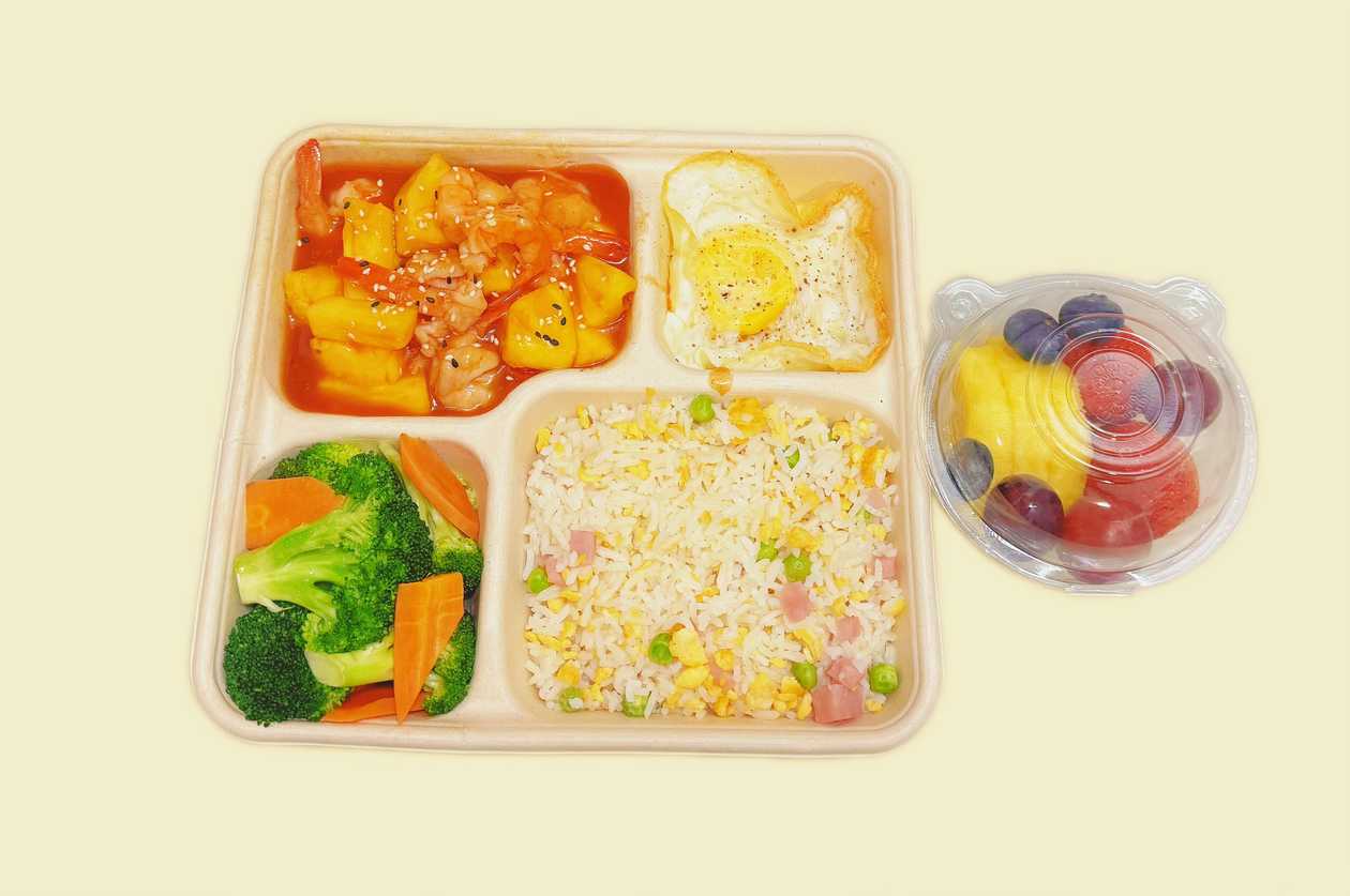 M2. Meal Box + Fruit Salad + Drink