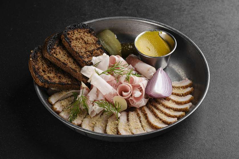 Plate of Salo with Garlic and Toasts