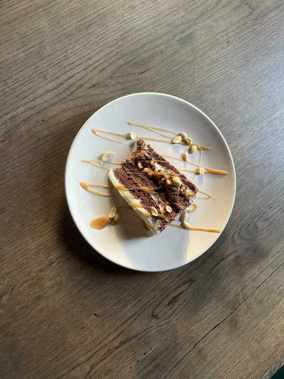 Snickers Cake