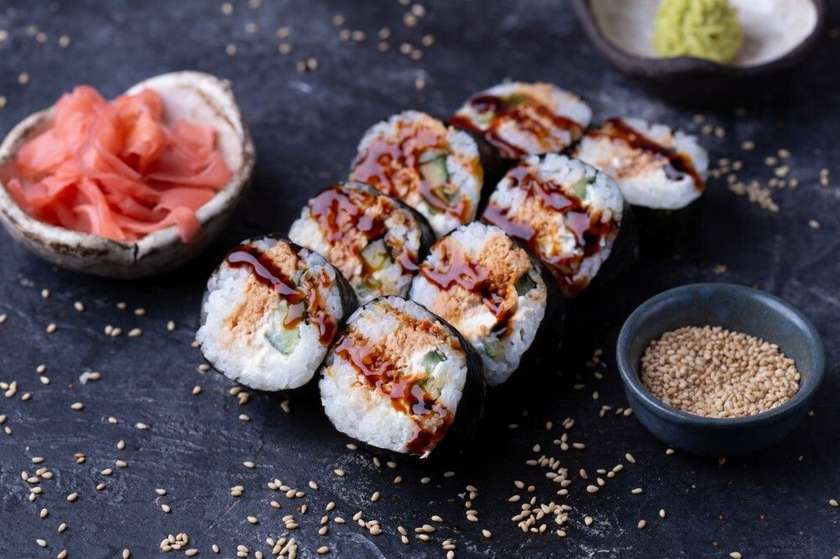 #127 Nori Teriaki Salmon Maki 8 pcs.