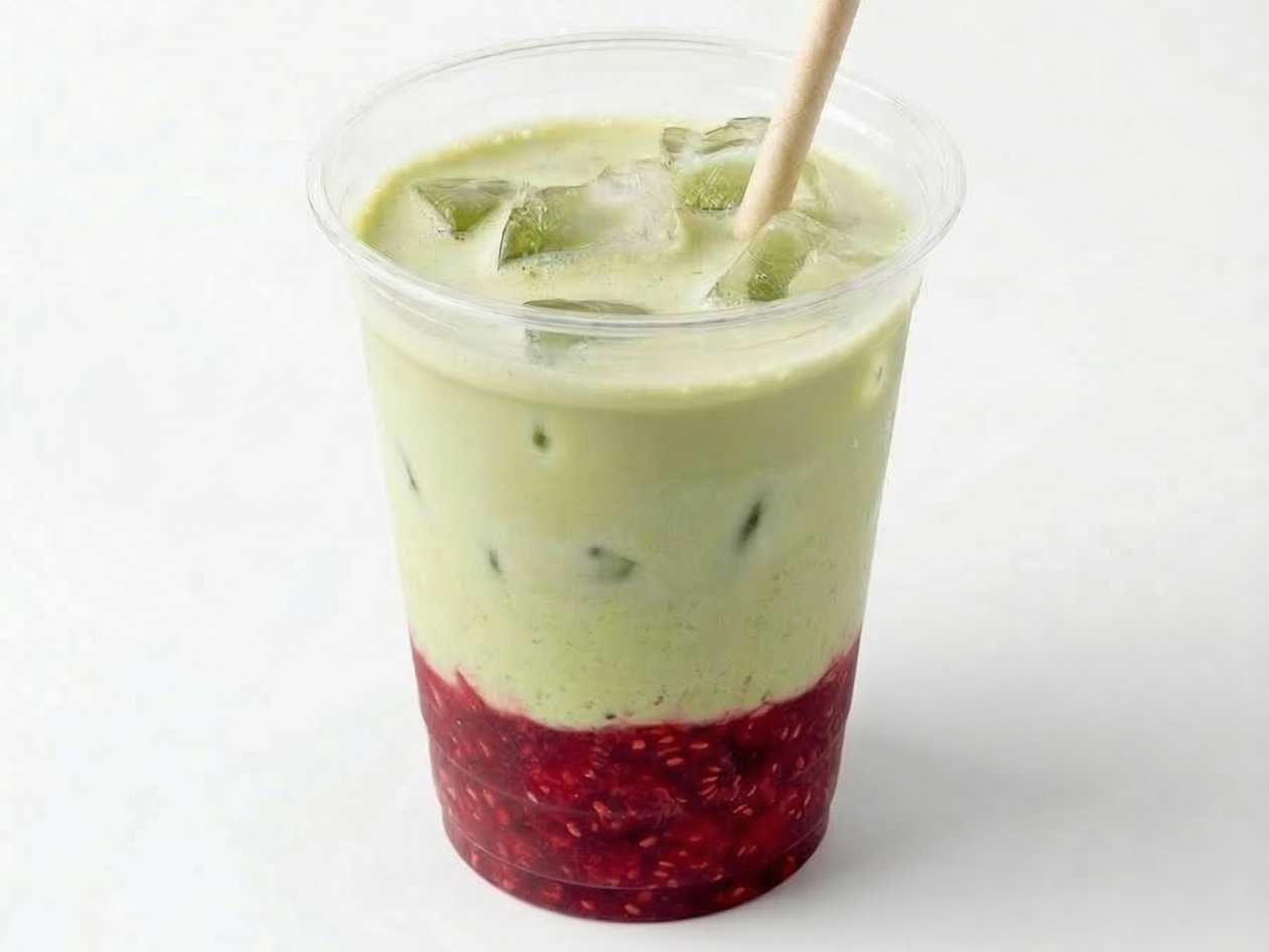 Iced Matcha Latte Malina