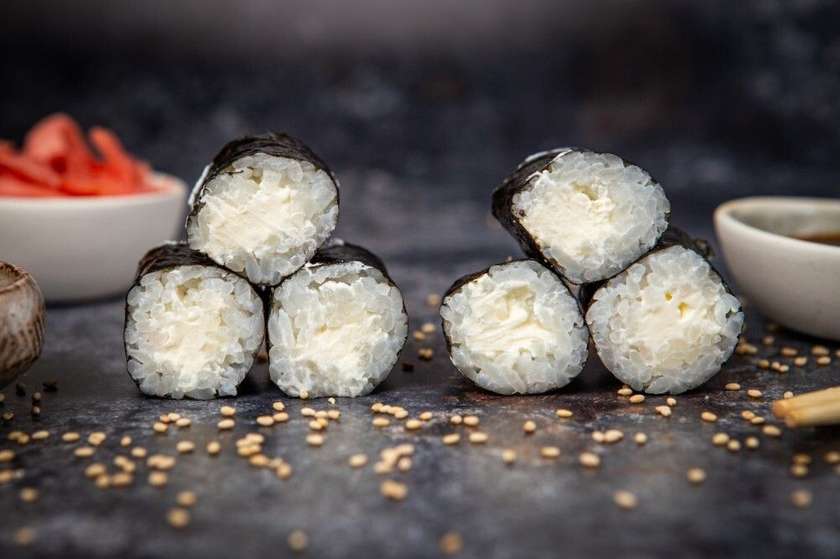 #45 Cream cheese Hosomaki 6pcs