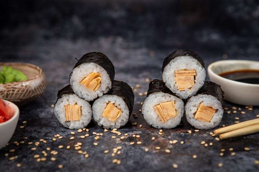 #47 Japanese omelette hosomaki 6pcs