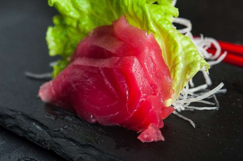 #63 Sashimi with tuna 3pcs