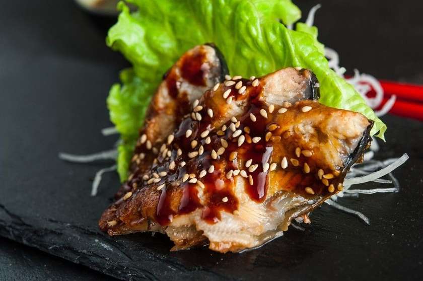 #65 Sashimi with eel 3pcs