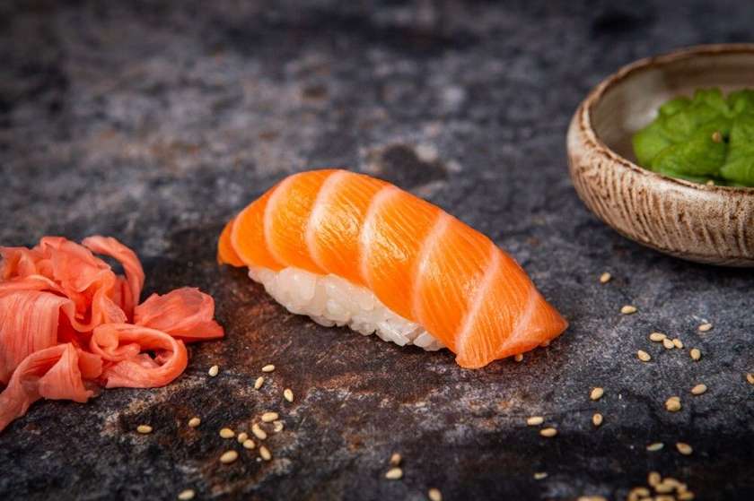 #55 Salmon nigiri 1tk