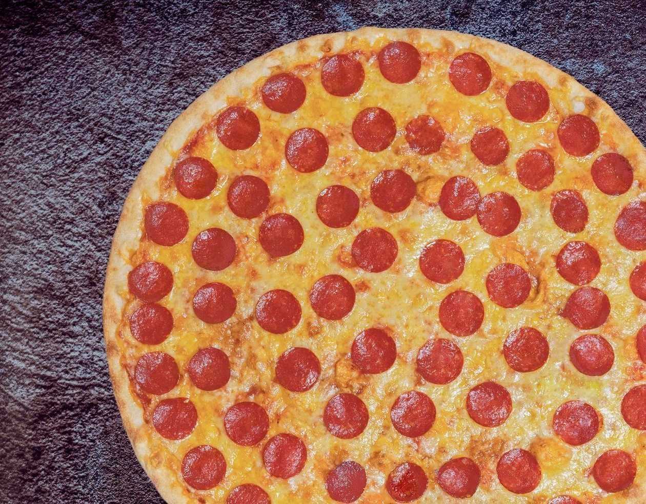 Pepperoni pizza 40cm